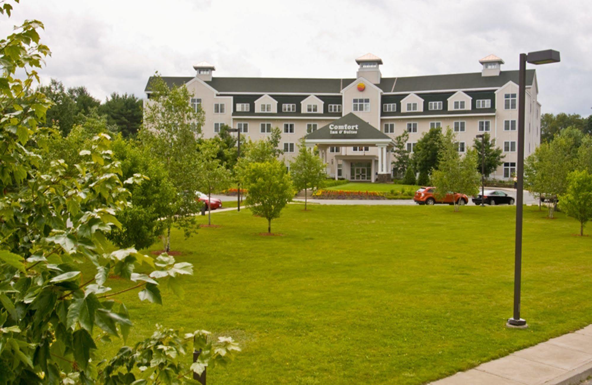 Comfort Inn & Suites Near Burke Mountain Saint Johnsbury Zewnętrze zdjęcie