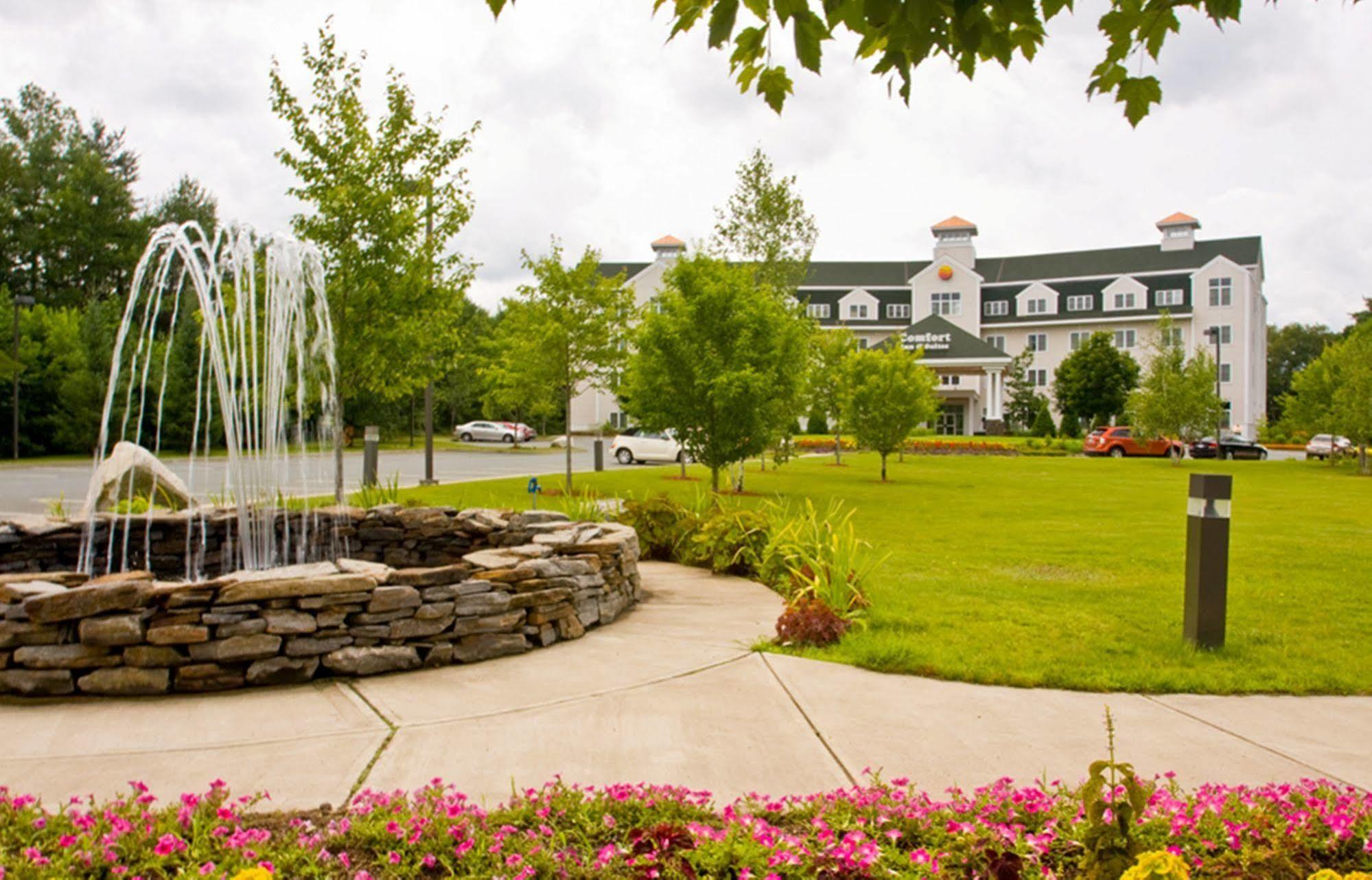 Comfort Inn & Suites Near Burke Mountain Saint Johnsbury Zewnętrze zdjęcie