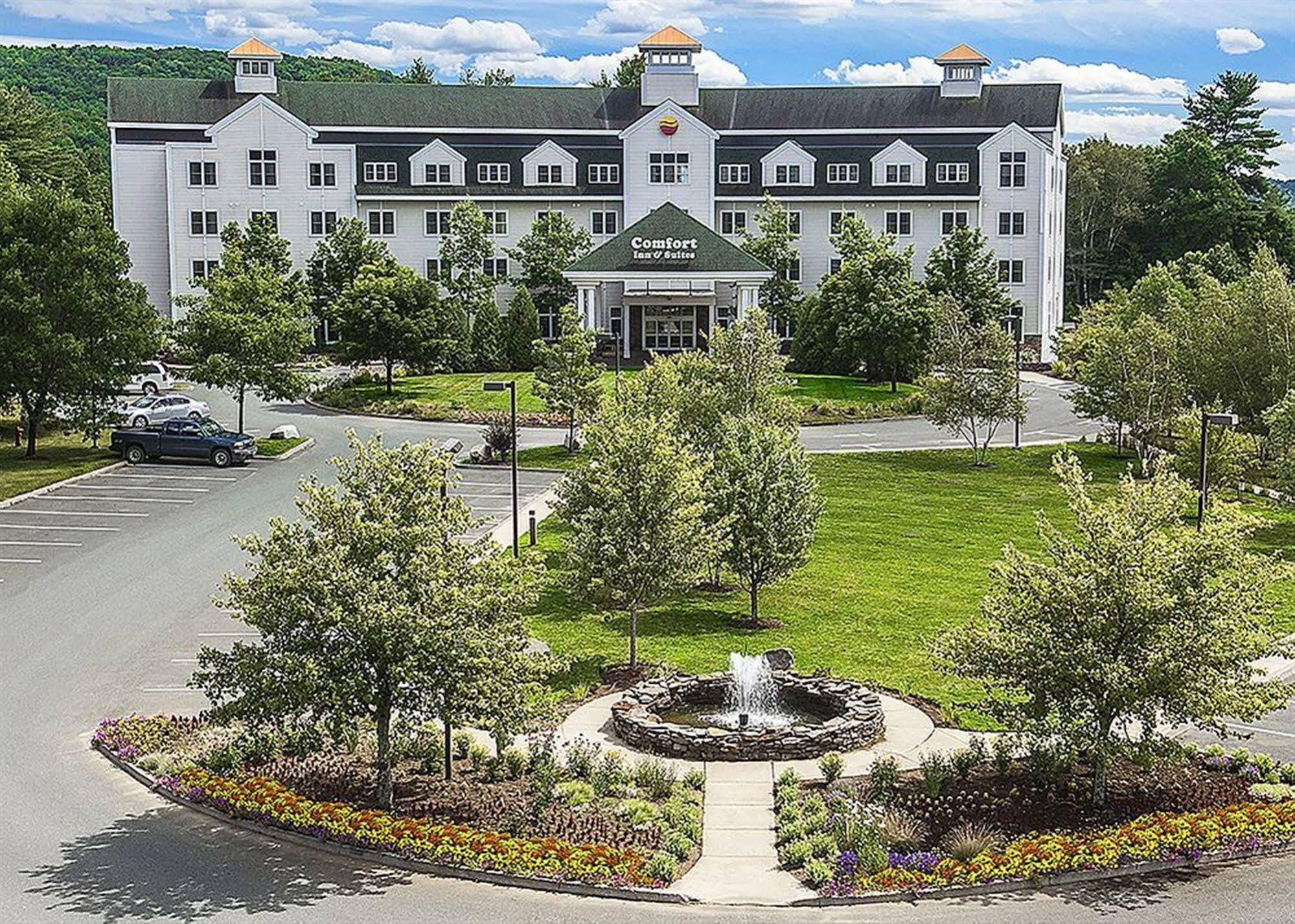 Comfort Inn & Suites Near Burke Mountain Saint Johnsbury Zewnętrze zdjęcie